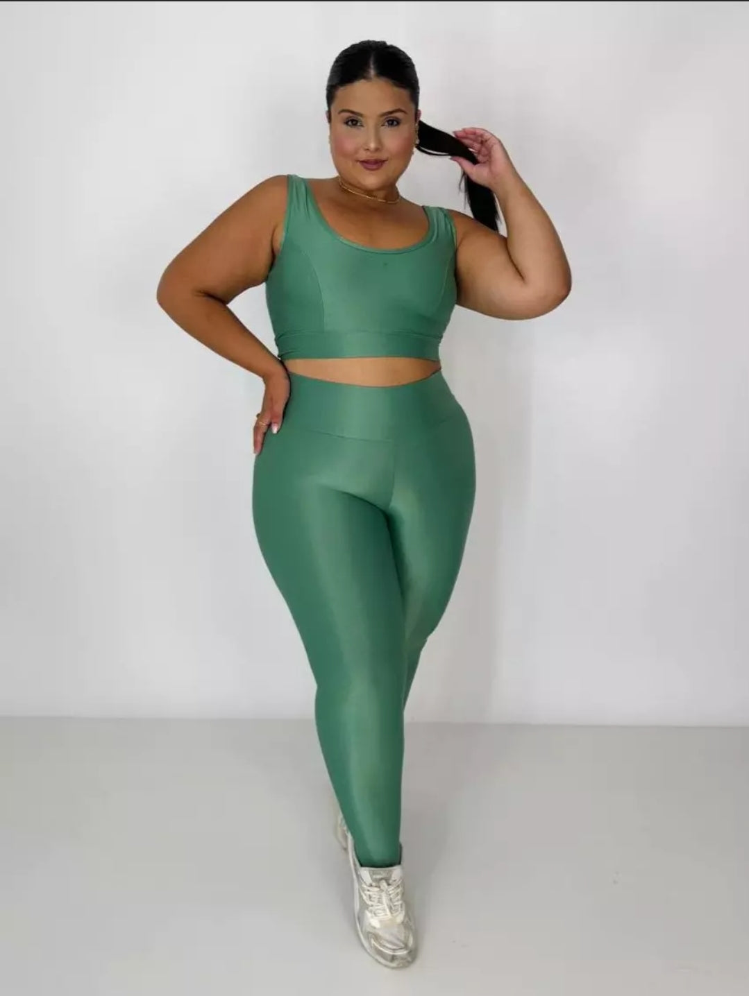 Conjunto Plus Size Aveludado de Compressão Legging + Top Sofia Turmalina