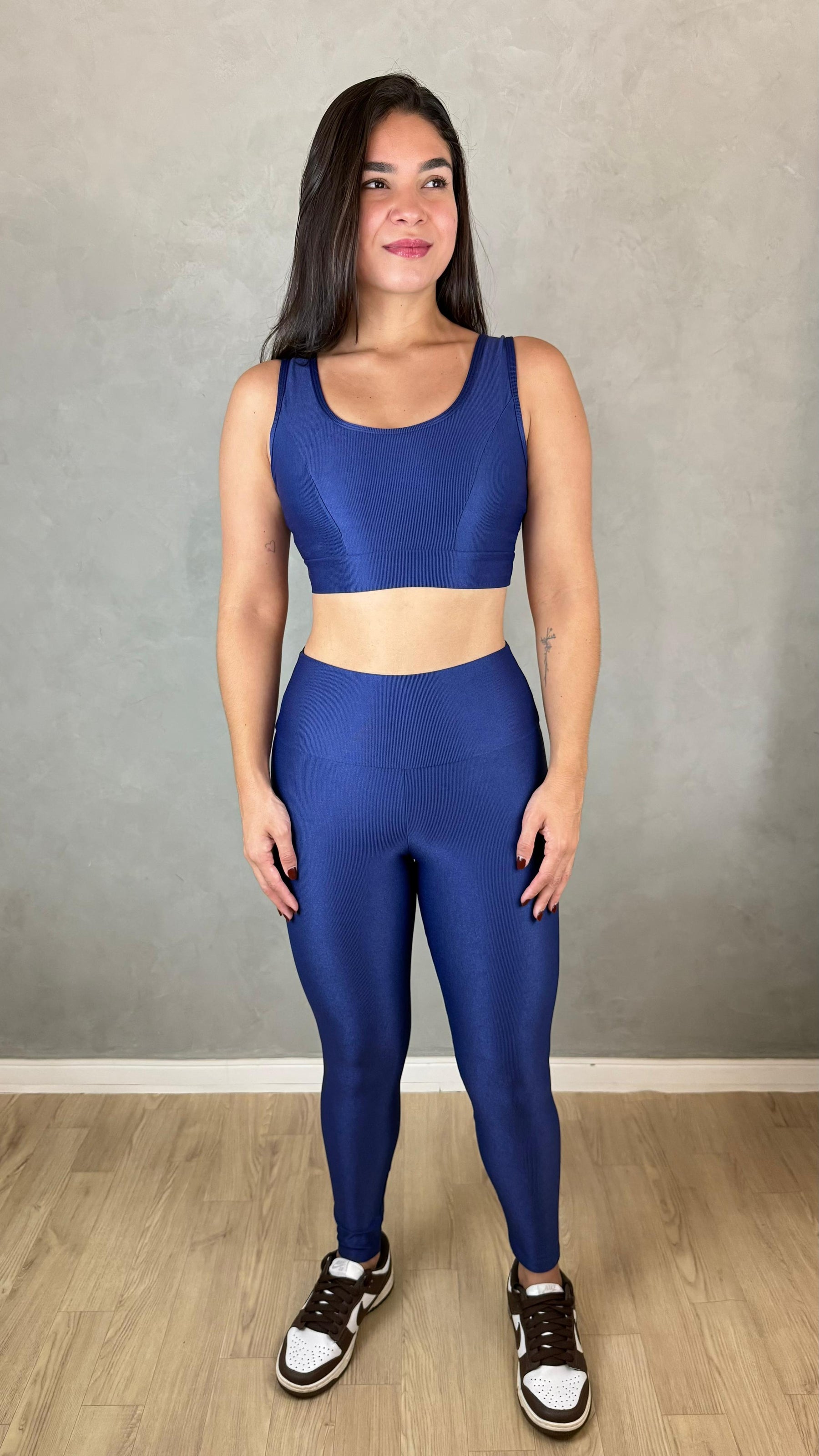 Conjunto Aveludado de Compressão Legging + Top Sofia Azul Marinho