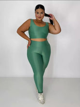 Conjunto Plus Size Aveludado de Compressão Legging + Top Sofia Turmalina
