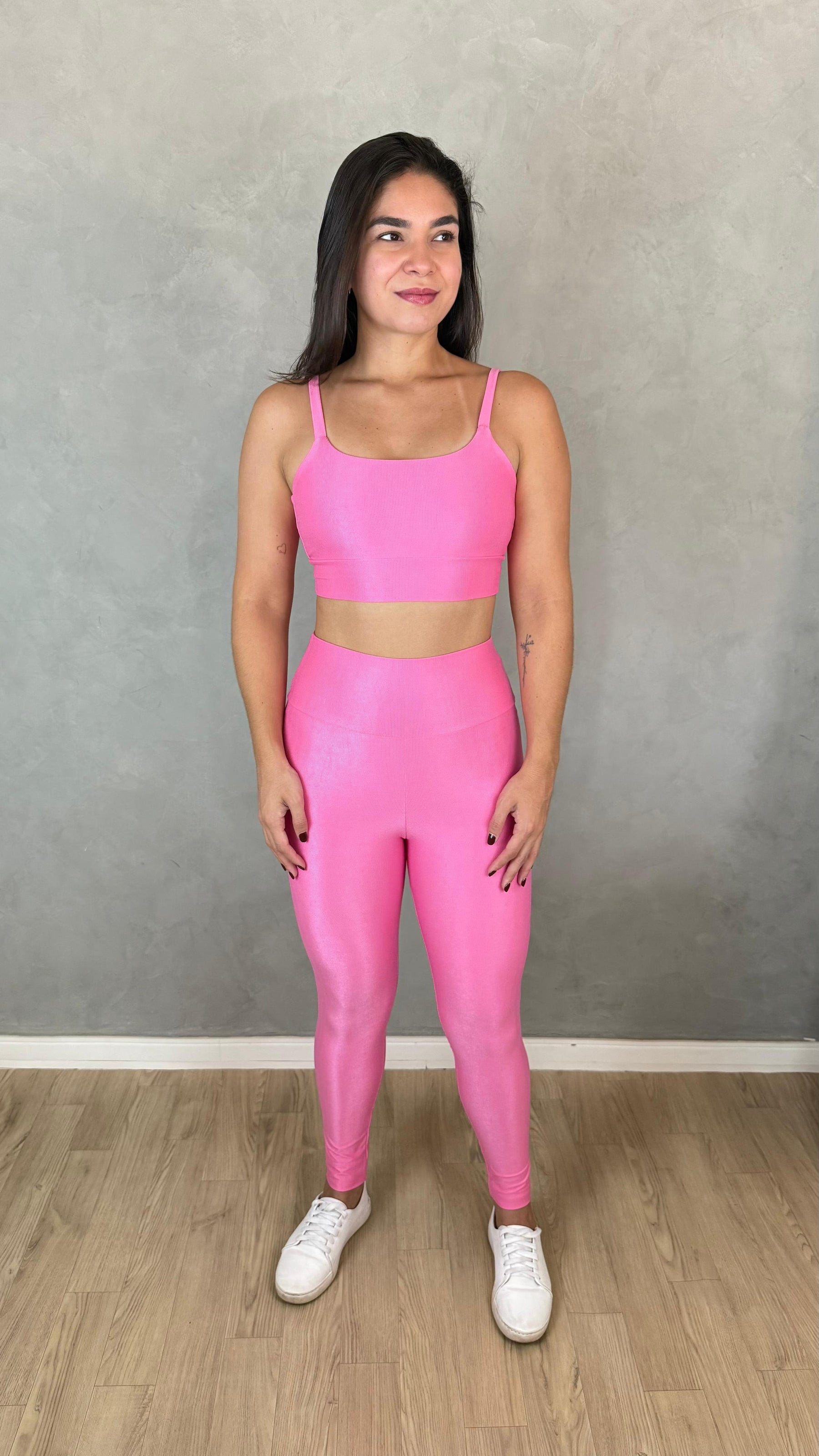 Conjunto Aveludado de Compressão Legging + Top Bia Rosa Bebê