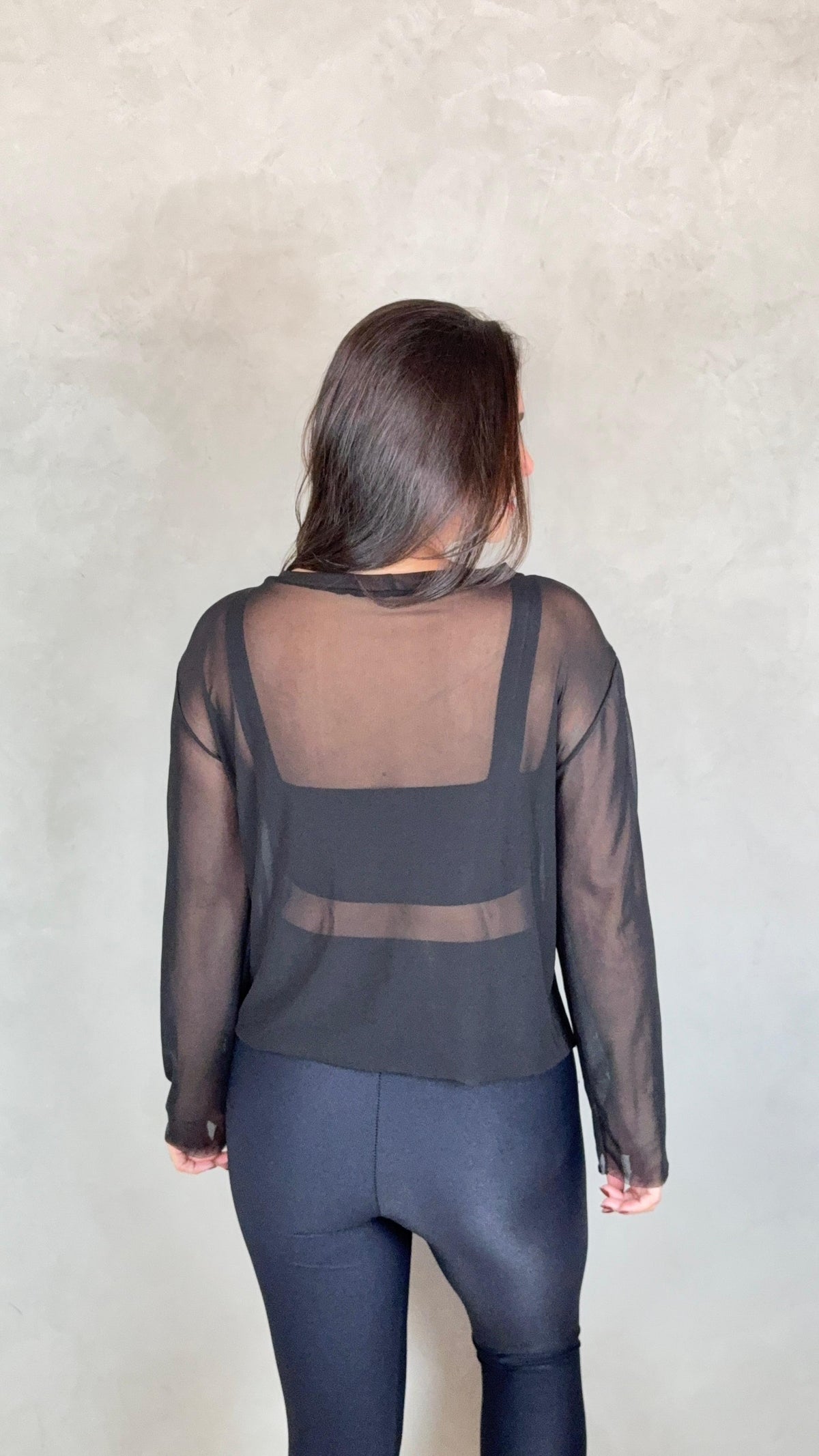 Blusa Tule Manga Longa - Preto